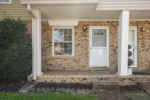 3880 Priest Lake Dr #34, Nashville, TN 37217
