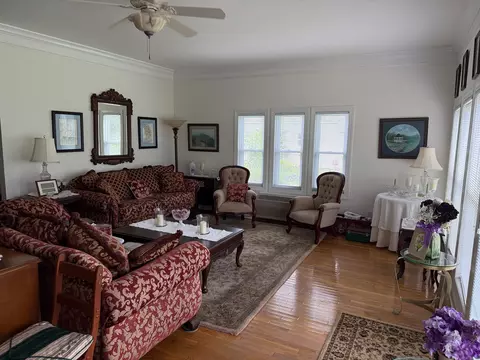303 E Main St, Decherd, TN 37324 photo 8