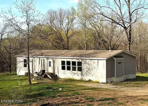 1329 Shady Ln, Pulaski, TN 38478