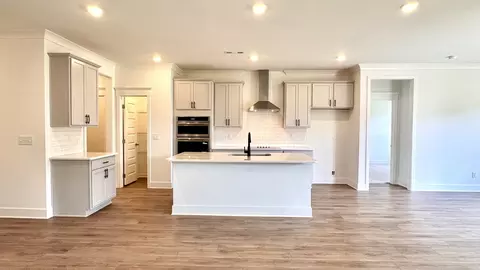 Kitchen - 4912 Kai Dr, Murfreesboro, TN 37129 photo 2 of 8