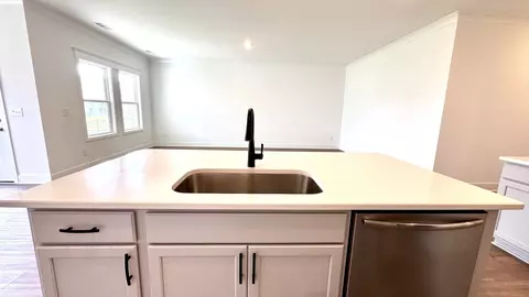 Kitchen - 4912 Kai Dr, Murfreesboro, TN 37129 photo 6 of 8