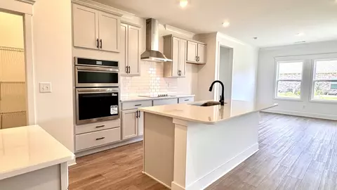Kitchen - 4912 Kai Dr, Murfreesboro, TN 37129 photo 1 of 8