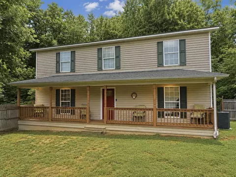 569 Ashley Ln, Dayton, TN 37321