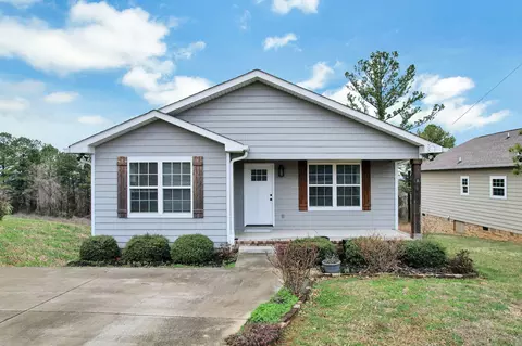 440 Johnson Blvd SE, Cleveland, TN 37311