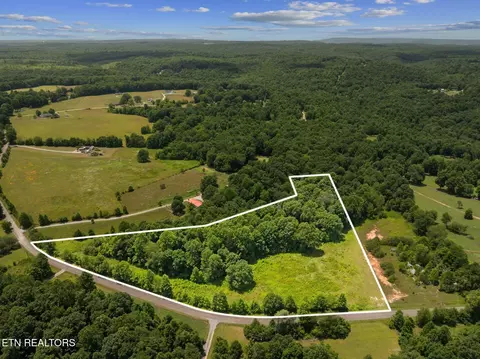 0 W Lake Rd, Sparta, TN 38583