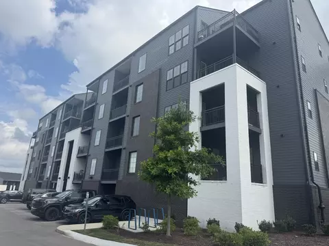 2900 Edwin Way #304, Nashville, TN 37207