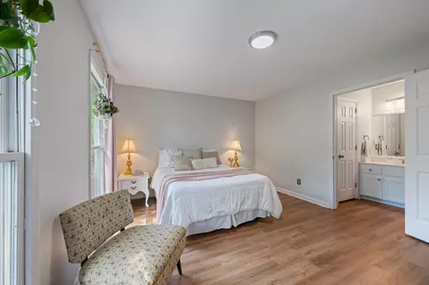 Bedroom - 204 Timberlake Dr, Springfield, TN 37172 photo 2 of 3