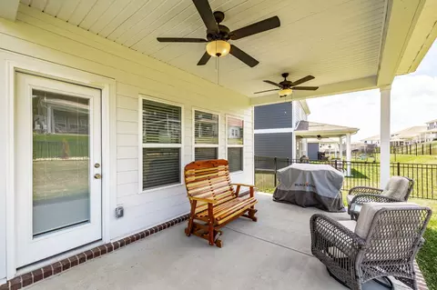 Exterior - 137 Cavalcade Loop, Gallatin, TN 37066 photo 5 of 13