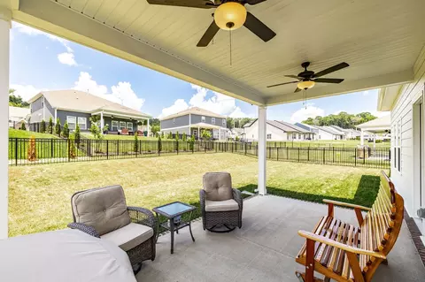 Exterior - 137 Cavalcade Loop, Gallatin, TN 37066 photo 6 of 13