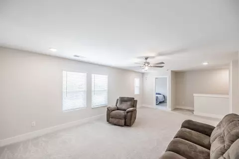 Entry Way - 137 Cavalcade Loop, Gallatin, TN 37066 photo 7 of 9
