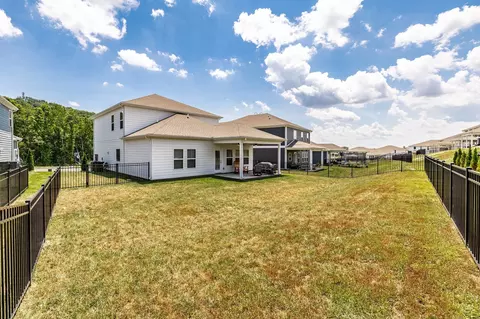 Exterior - 137 Cavalcade Loop, Gallatin, TN 37066 photo 11 of 13