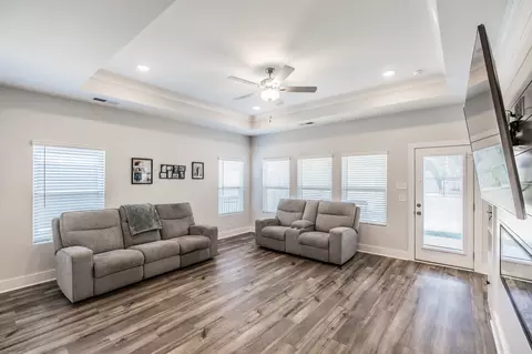 Living - 137 Cavalcade Loop, Gallatin, TN 37066 photo 4 of 6