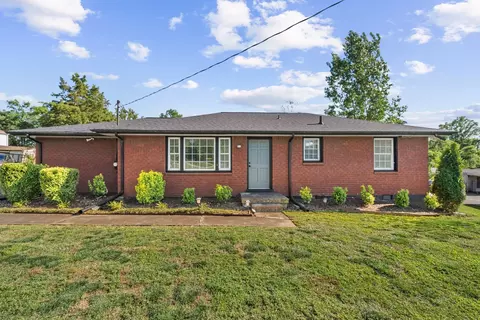 608 Vinson Dr, Nashville, TN 37217