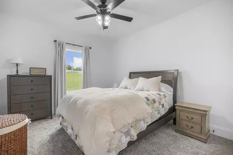 Bedroom - 5675 Minnis Rd, Springfield, TN 37172 photo 4 of 5