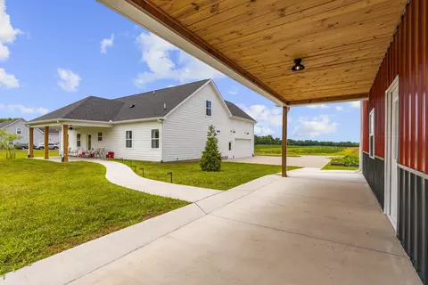 Exterior - 5675 Minnis Rd, Springfield, TN 37172 photo 13 of 19