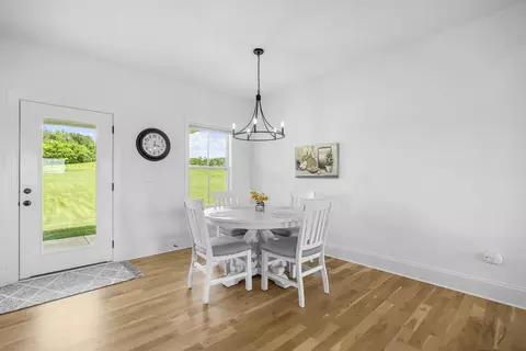 Dining - 5675 Minnis Rd, Springfield, TN 37172 photo 1 of 1