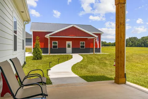 Exterior - 5675 Minnis Rd, Springfield, TN 37172 photo 10 of 19