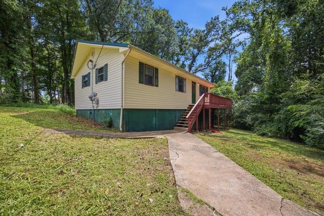 806 Nipper Dr, Rossville, GA 30741