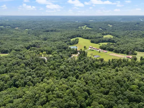 View/Area - 7922 E Plunders Creek Rd, Dickson, TN 37055 photo 1 of 8