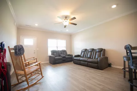 Living - 501 Ruby Cate Way, Murfreesboro, TN 37128 photo 2 of 4