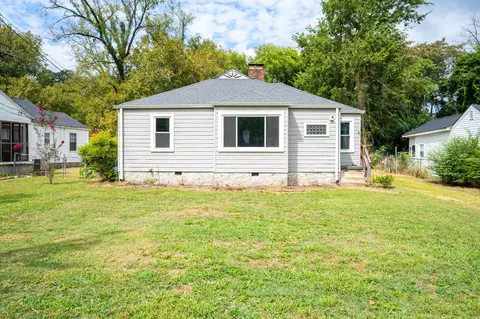 303 Shawnee Trl, Chattanooga, TN 37411