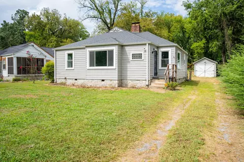 303 Shawnee Trl, Chattanooga, TN 37411