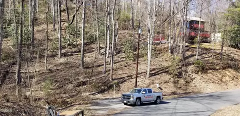 38 Luzerne, Gatlinburg, TN 37738