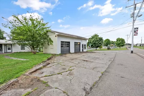 Exterior - 1602 Main St, White Pine, TN 37890 photo 1 of 2