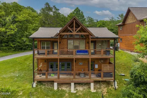 4442 Shangrila Way, Sevierville, TN 37876