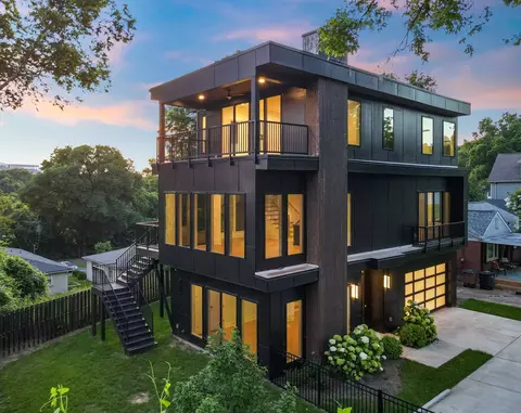 189 53rd Ave N, Nashville, TN 37209