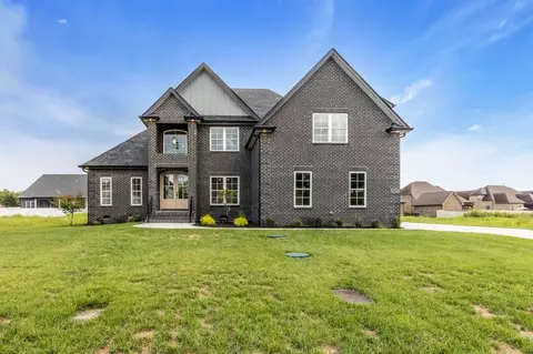 1718 Rhonda Dr, Christiana, TN 37037