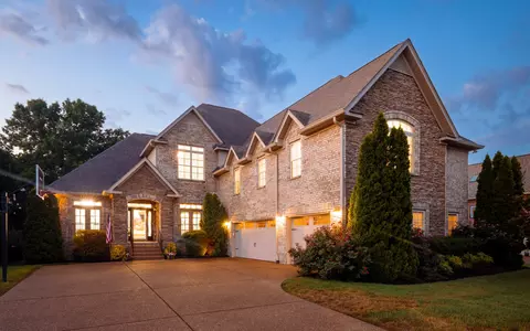 1604 Eden Rose Pl, Nolensville, TN 37135