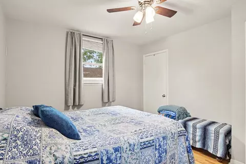 Bedroom - 402 Grace St, Springfield, TN 37172 photo 2 of 4
