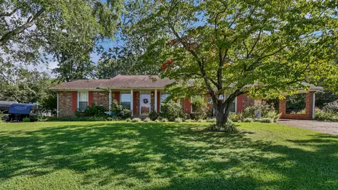 103 Love Ct, Clarksville, TN 37040