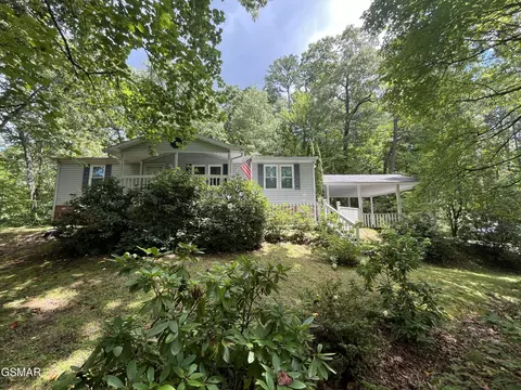 1709 Violet Ct, Sevierville, TN 37876