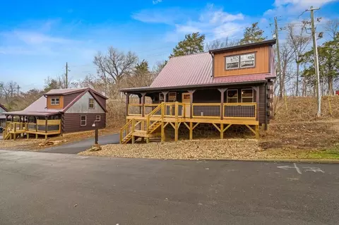 2218 Alpine Village Way, Pigeon Forge, TN 37863