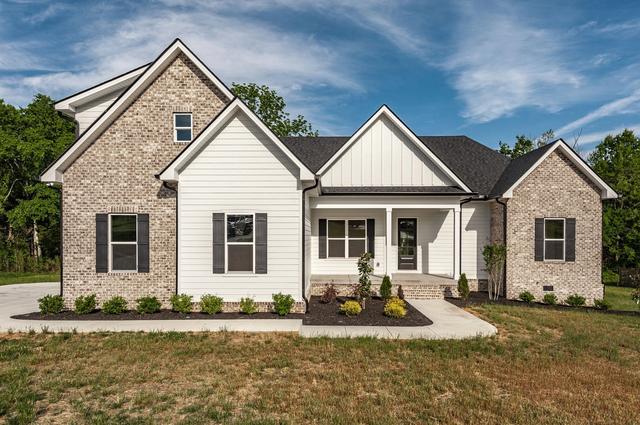 330 Thoroughbred Ln, Hartsville, TN 37074