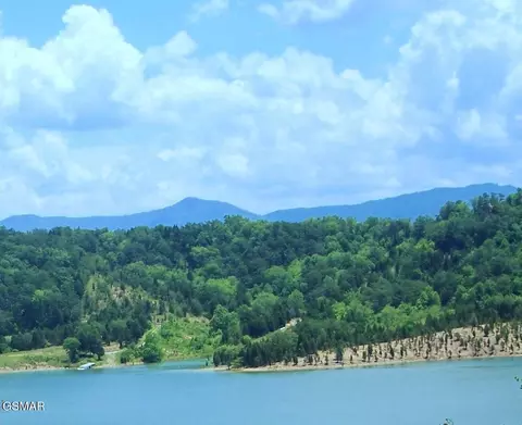 36 Emerald Pointe Blvd, Sevierville, TN 37876