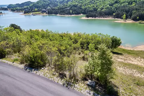 15 Bay View Pt, Sevierville, TN 37876