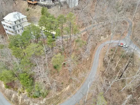 1 Greystone Hts, Gatlinburg, TN 37738