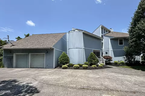 2146 Seaton Springs Rd, Sevierville, TN 37862