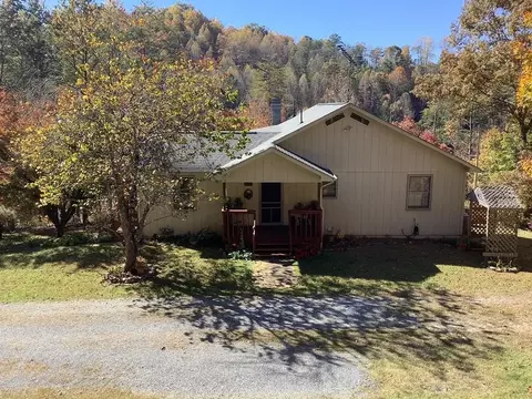 3627 Dixon Farm Rd, Sevierville, TN 37876