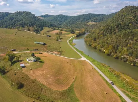 215 Ed Hollow Rd, Eidson, TN 37731
