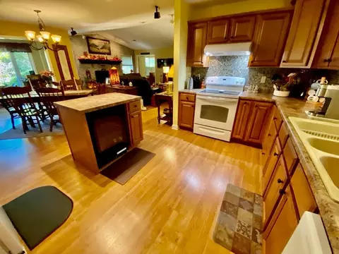450 Lakeshore Dr, Gatlinburg, TN 37738 photo 9