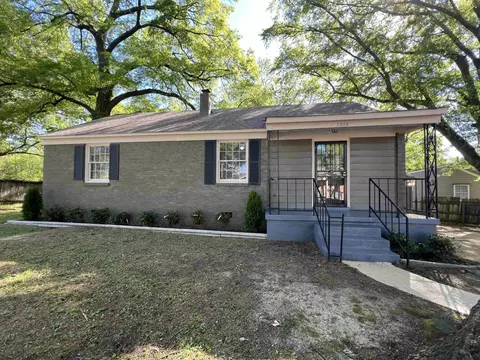 3084 St Charles Dr, Memphis, TN 38127