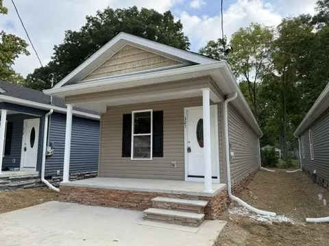 321 S Gentry St, Tullahoma, TN 37388