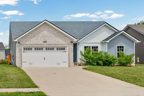 1081 Dublin Dr, Clarksville, TN 37042
