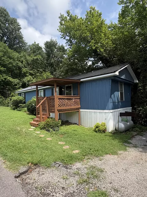 116 Landiss Ave, Cumberland City, TN 37050