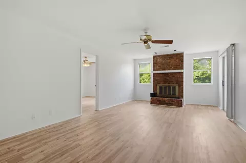 Living - 1440 E Cedar Ln, Madison, TN 37115 photo 2 of 3