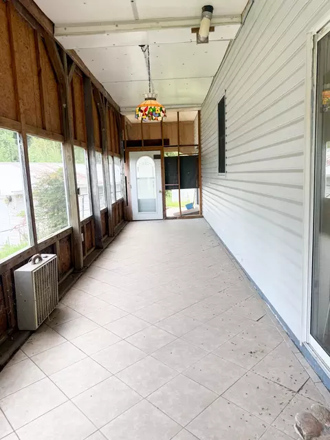 Exterior - 108 Sunset Cir, Centerville, TN 37033 photo 2 of 2